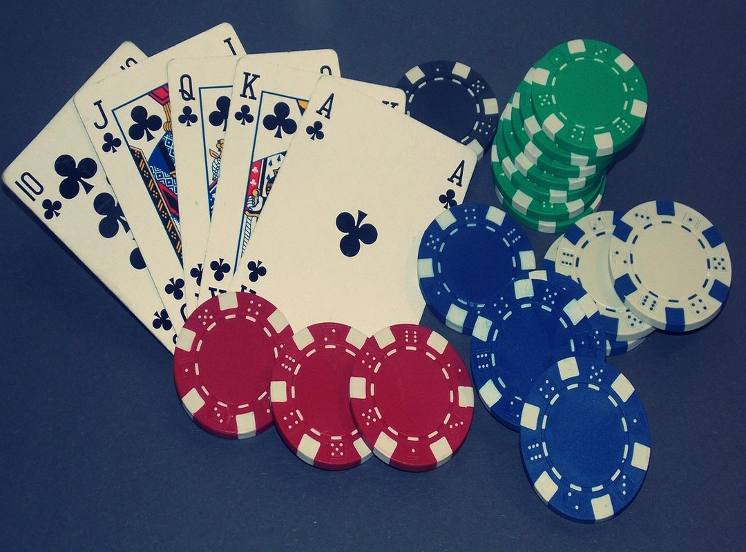 Exploring Other Popular Poker Variants